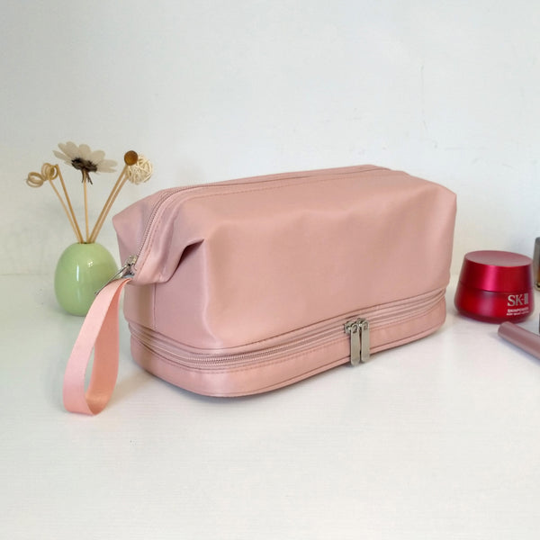 Trousse de toilette femme grand format