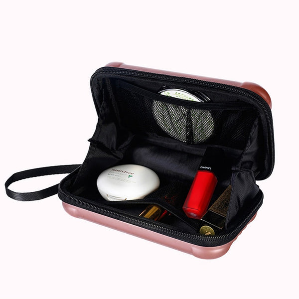 Trousse de toilette vanity femme ouverte