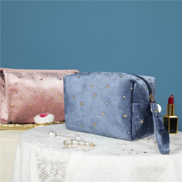 Trousse de toilette en velours