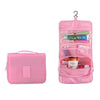 Trousse de toilette suspendue