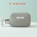 Trousse de maquillage avec compartiment